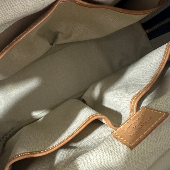 (SOLD) Louis Vuitton Trouville - Picture 8 of 9